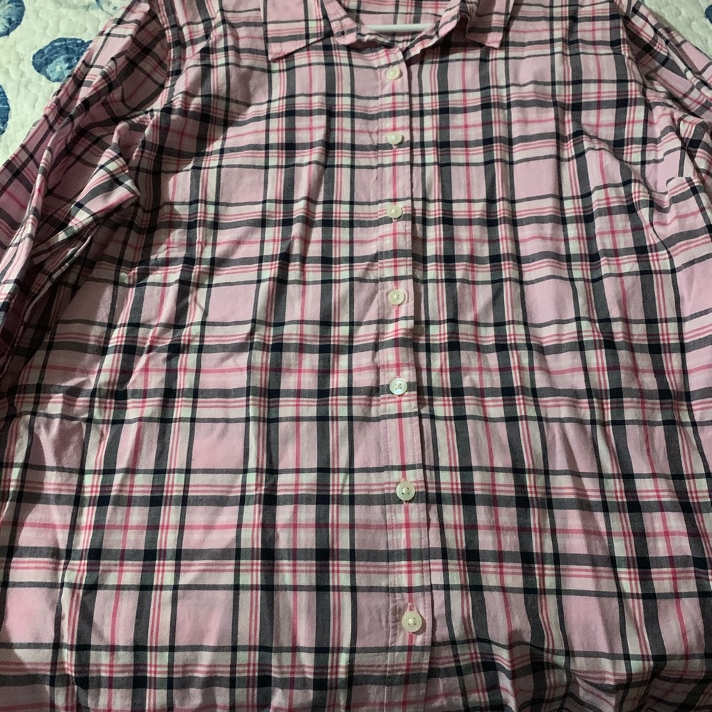Long sleeve button up shirt
